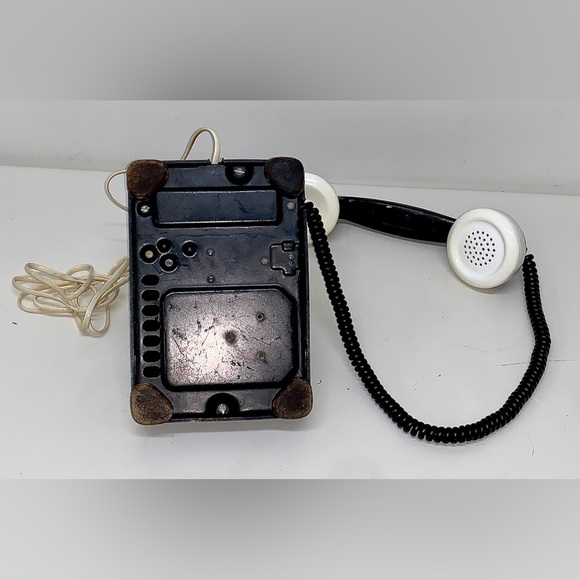 Early Mid Century Vintage WESTERN BELL Rotary Dial Telephone - Picture 8 of 16